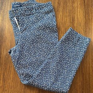 Old Navy Blue and White Pixie Pants